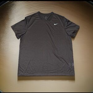 NIKE DRI-FIT LEGEND FITNESS TEE Updated Version Loose Chest Fit & Longer T-SHIRT